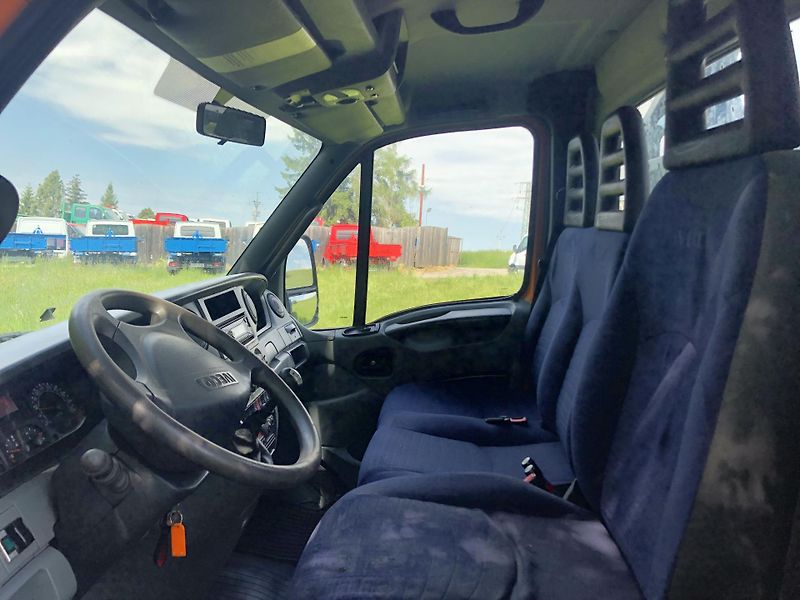 Iveco Daily (2009) 65C18 traktor T1B ,STK 2 roky - fotka 14 z 17