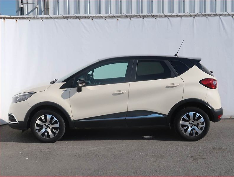Renault Captur (2017) Limited 1.2 TCe, Serv.kniha - fotka 3 z 19