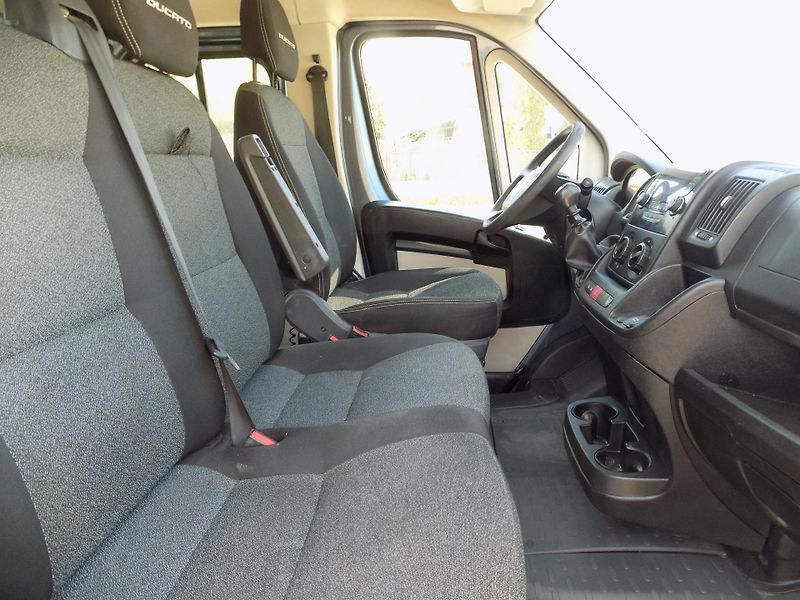 Fiat Ducato (2015) 2,3 96KW 7MÍST 3STR SKLÁPĚČ  - fotka 35 z 53