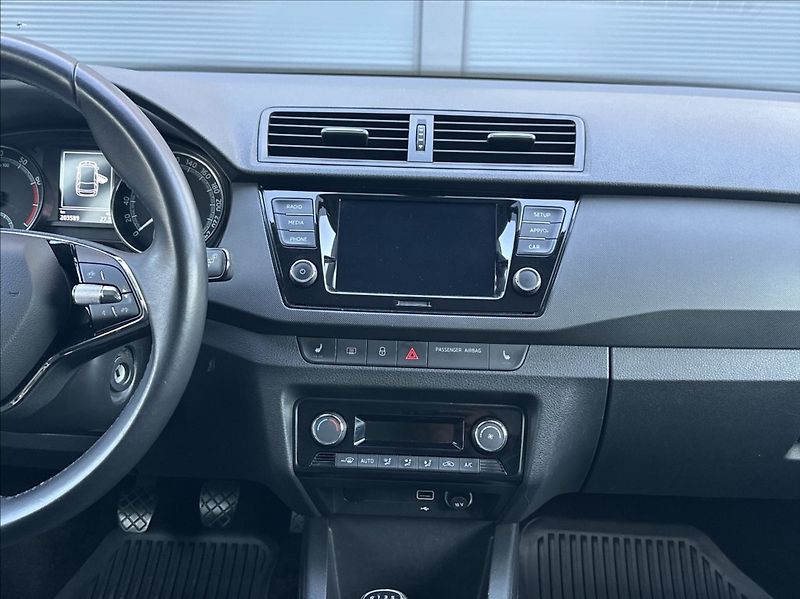 Škoda Fabia 1,0 TSI 95PS  Ambition Top - fotka 25 z 52