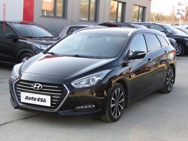 Hyundai i40 (2016) 1.7 CRDi, 1.maj,ČR, AT - fotka 3 z 20