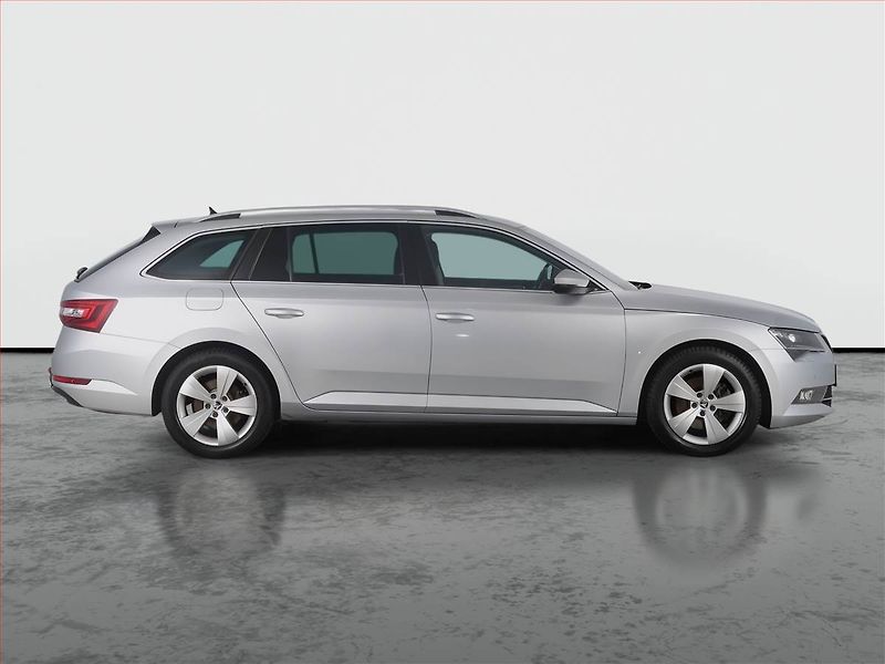 Škoda Superb (2016) Style 2.0 TDI, Automat - fotka 6 z 19