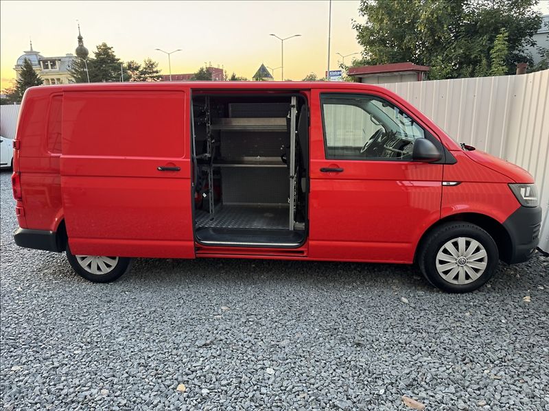 Volkswagen Transporter 2,0 TDI 4MOT LONG DPH 1.maj ČR - fotka 17 z 50