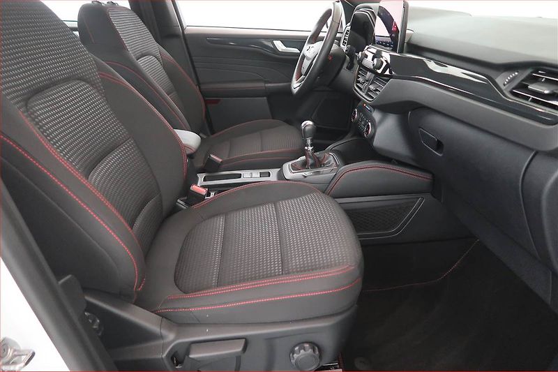 Ford Kuga (2023) ST-Line 1.5 EcoBoost - fotka 9 z 12