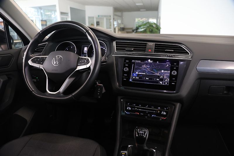 Volkswagen Tiguan (2023) 2.0TDI Navi LED Tažné LED - fotka 20 z 24