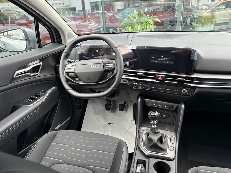 Kia Sportage (2026) 1,6 T-GDi GPF 4x2 EXCLUSIVE (2 - fotka 4 z 7