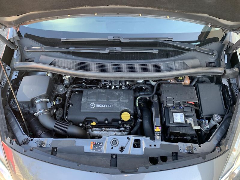 Opel Meriva 1.4i LPG ALU KLIMA TEMPOMAT - fotka 34 z 41