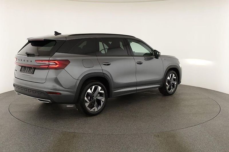Škoda Kodiaq (2026) 2,0 TDI 142kW  SportLine 7M - fotka 8 z 21