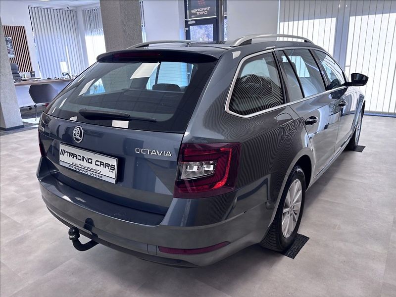 Škoda Octavia TDI ELEGANCE - fotka 6 z 26