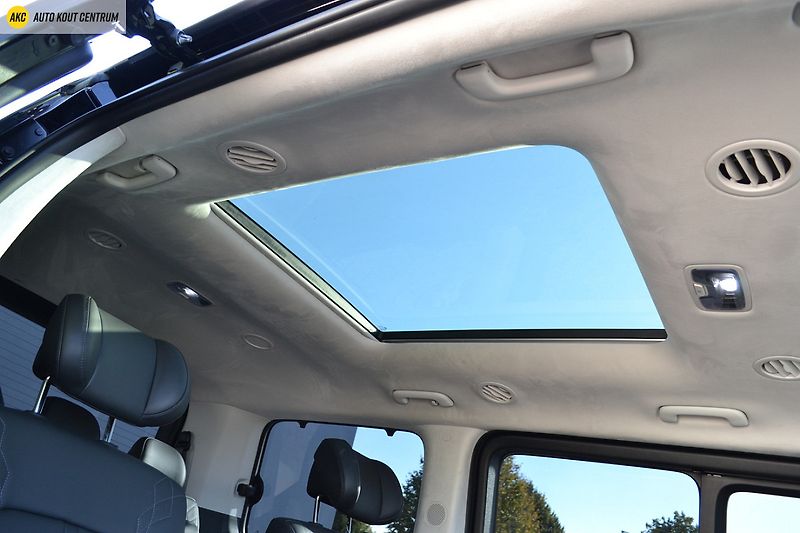 Hyundai Staria 25 HEV 7WG LUXURY - 7 MÍST PAN - fotka 23 z 82