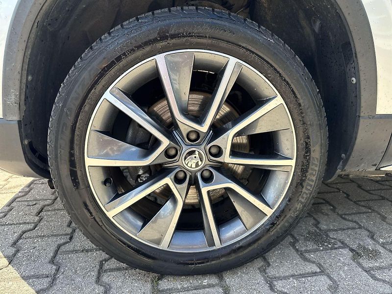 Škoda Karoq (2020) 2.0 TDI 4x4 DSG Scout - fotka 31 z 35