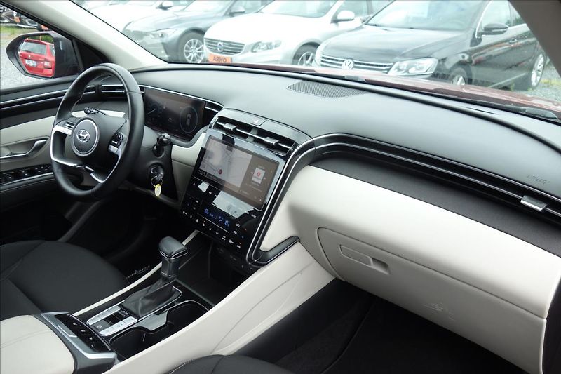 Hyundai Tucson 1,6 T-GDi 110KW, ČR, SERV.KN. - fotka 12 z 43