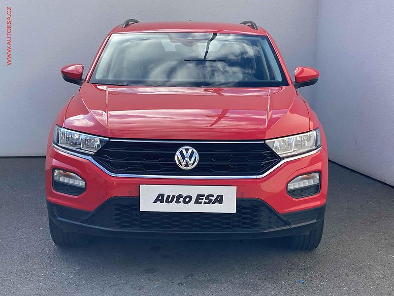 Volkswagen T-Roc (2020) 1.0 TSi, ČR, AC, TZ, park - fotka 2 z 16