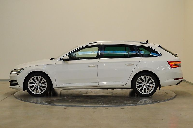 Škoda Superb - fotka 3 z 30