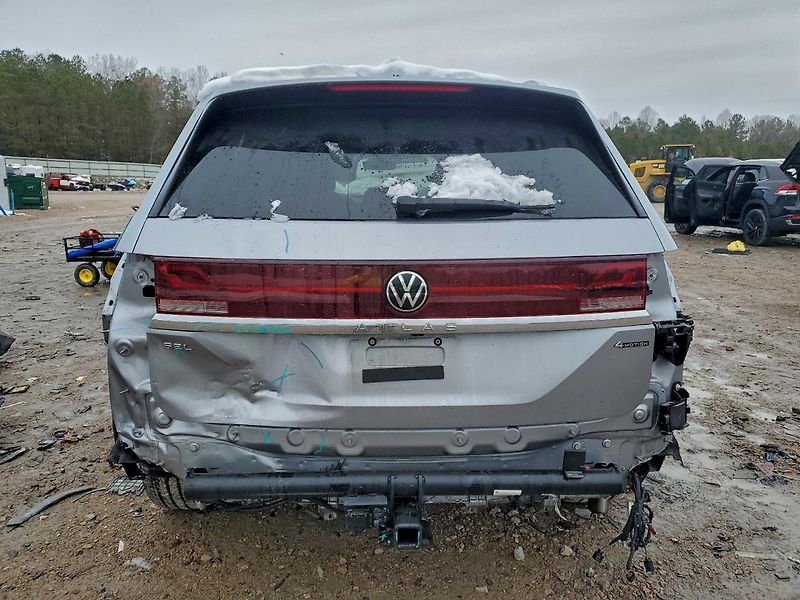 Volkswagen Atlas (2024) Auto na cestě - fotka 6 z 13