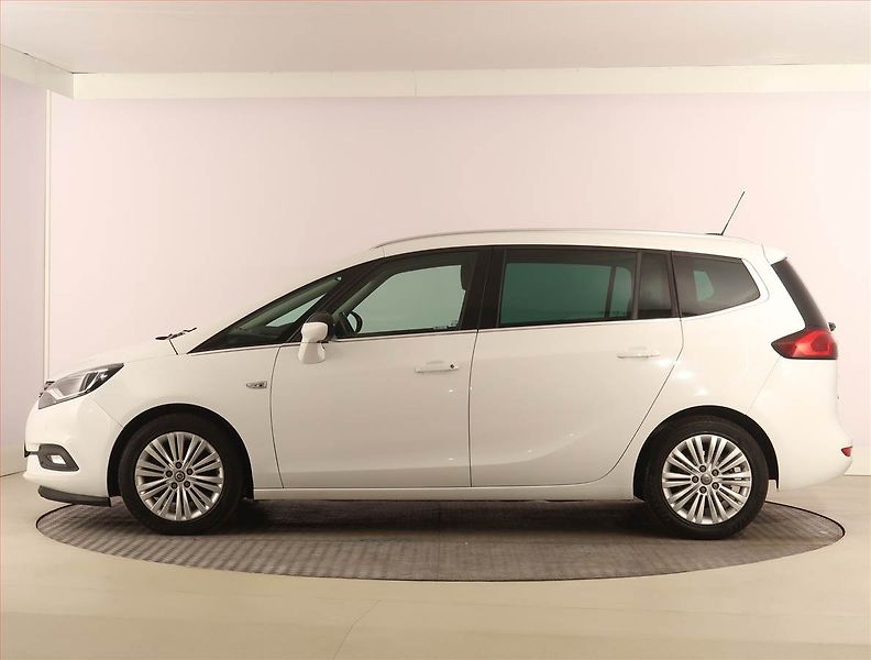 Opel Zafira (2017) 1.4 Turbo, 7 míst, Serv.kniha - fotka 3 z 21