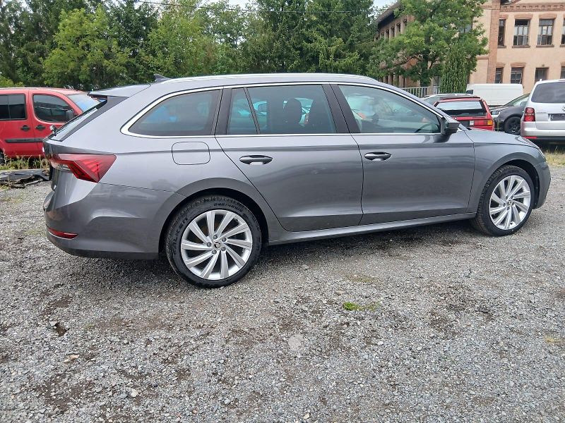 Škoda Octavia 4, iV, Plug in Hybrid, ALU 18 - fotka 14 z 66