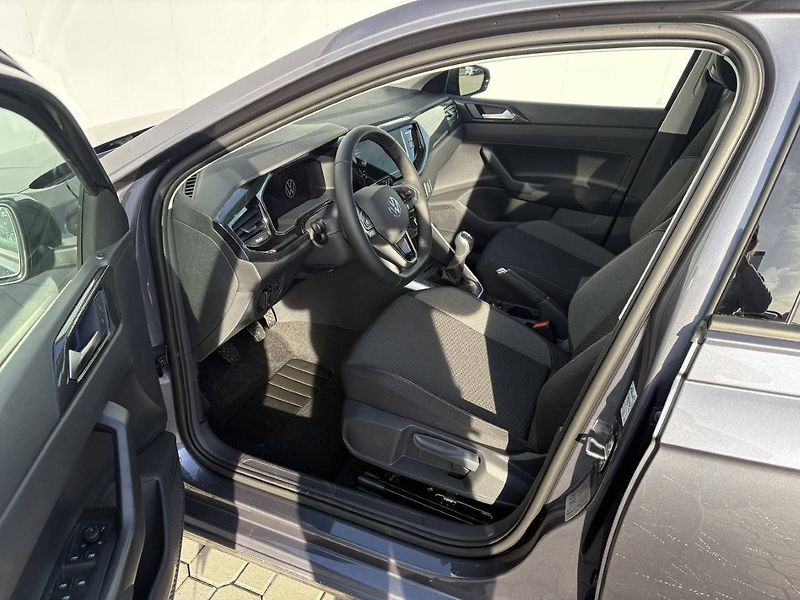 Volkswagen Polo (2025) People 5G 1,0TSI - fotka 5 z 9
