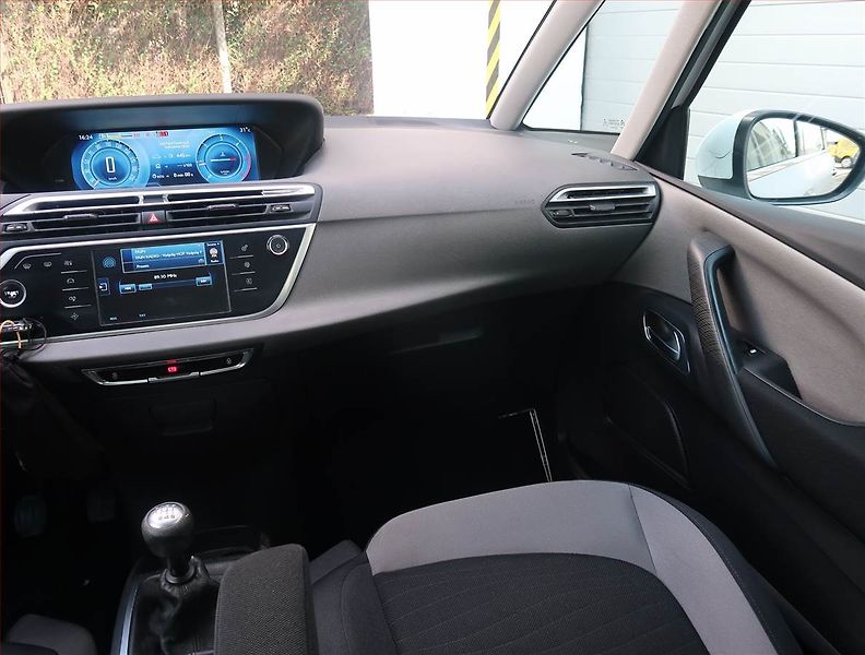 Citroën C4 Picasso (2014) 1.6 HDi, Serv.kniha, Navi - fotka 8 z 16