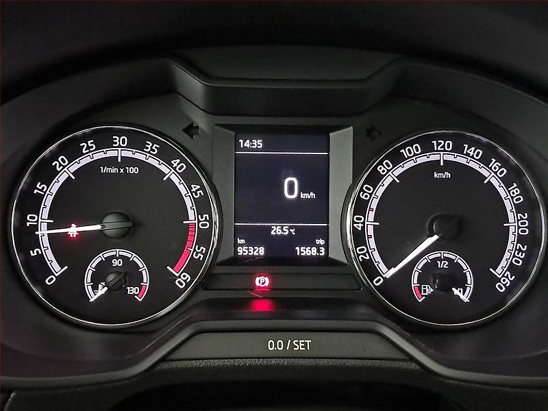 Škoda Octavia (2018) Ambition 1.6 TDI, ČR,1.maj - fotka 10 z 18