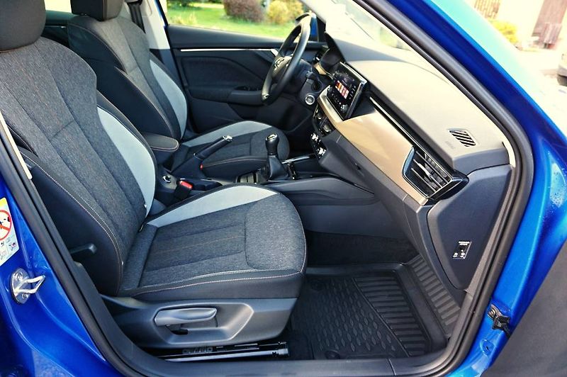 Škoda Kamiq (2024) STYLE 1,0 TSI 81 kW - fotka 16 z 50