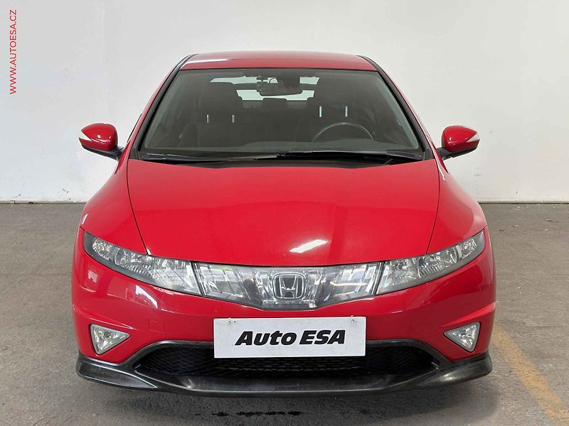 Honda Civic (2007) 1.8i-VTEC, AT, AC, temp - fotka 2 z 15
