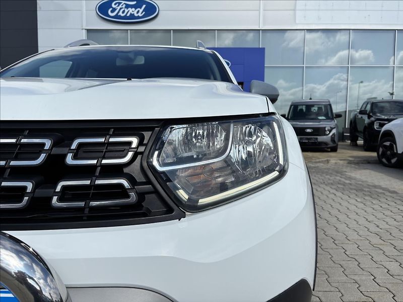 Dacia Duster 1,6 SCe 84 kW Comfort 4x4 S&S - fotka 9 z 43