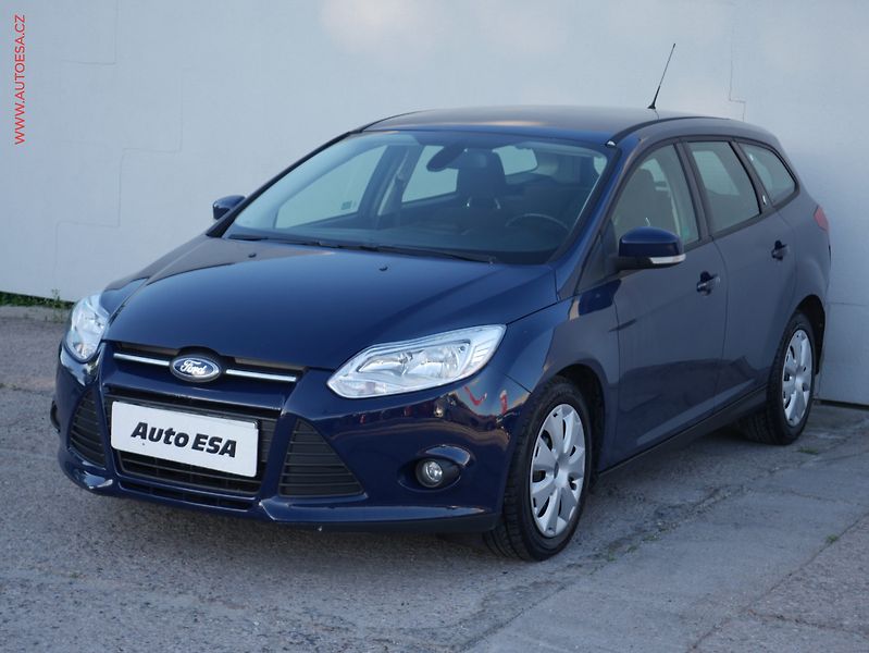 Ford Focus (2013) 1.6 TDCi, Klima - fotka 3 z 15