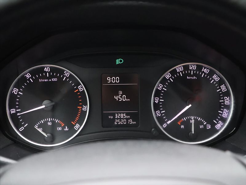 Škoda Octavia 1,2 TSI 77kW CZ Ambiente - fotka 13 z 24