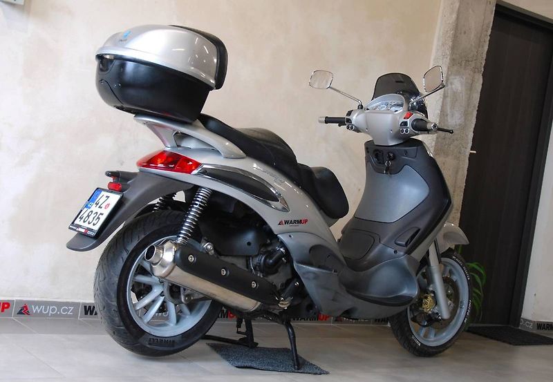 Piaggio Beverly 500 (2004) - fotka 3 z 20