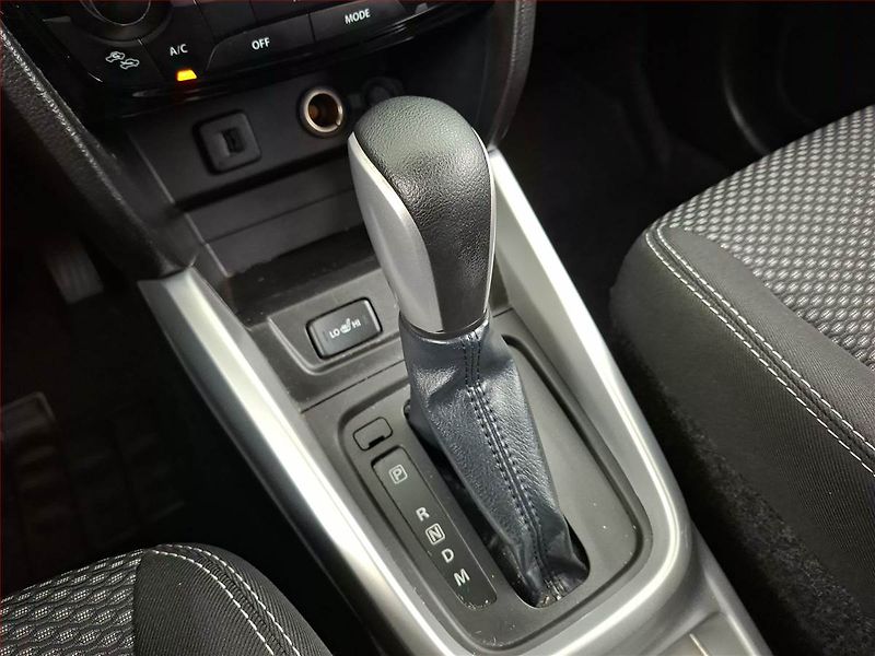 Suzuki Vitara (2018) 1.6 VVT, Automat, Tempomat - fotka 13 z 19