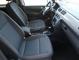 Volkswagen Caddy (2016) 2.0 TDI, 5Míst - náhled 9