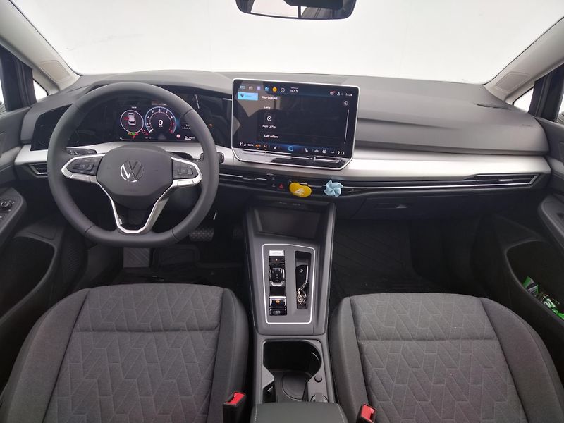 Volkswagen Golf People 1,5 eTSI 85 kW 7DSG mHE - fotka 5 z 27