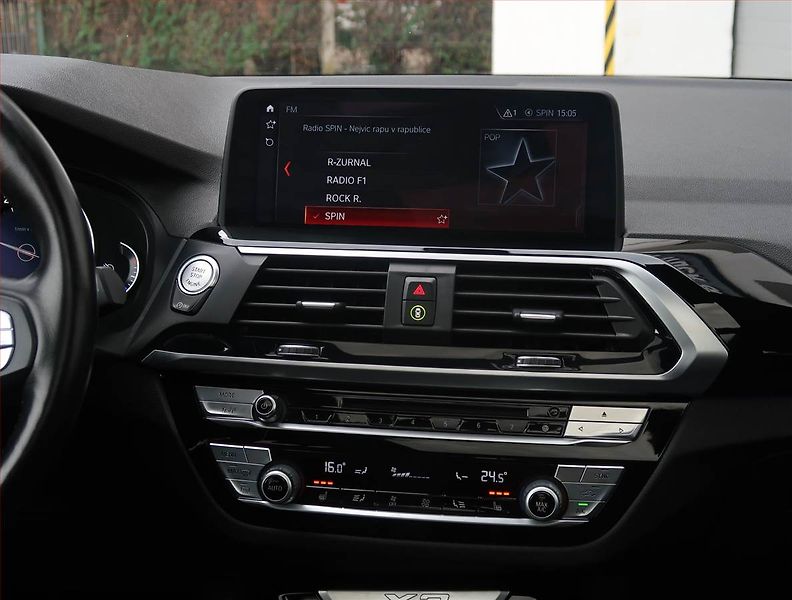 BMW X3 (2018) xDrive30d - fotka 12 z 25