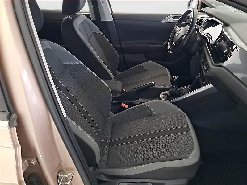 Volkswagen Polo (2018) 1.0 TSI, Tempomat - fotka 9 z 18