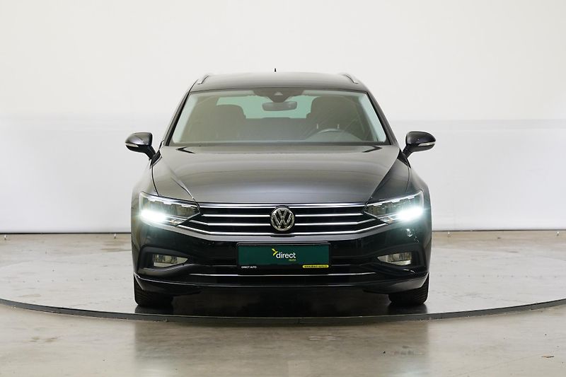 Volkswagen Passat - fotka 4 z 26