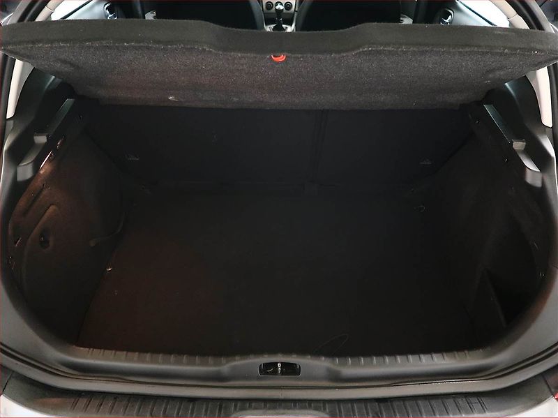 Peugeot 308 (2008) 1.6 VTi, za skvělou cenu - fotka 13 z 14