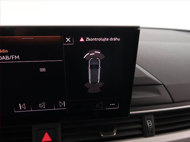 Audi A4 (2020) 30 TDI, Automat, Kůže, Navi - fotka 20 z 21
