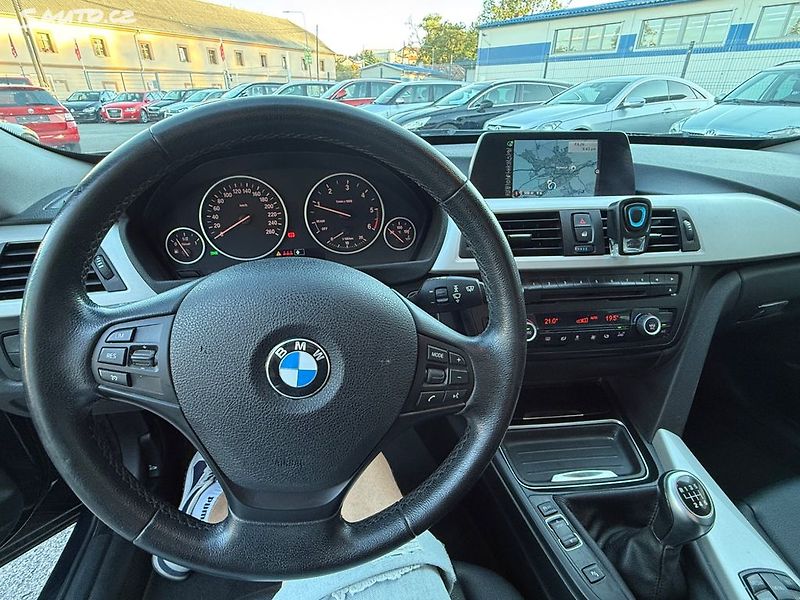 BMW Řada 3 GT, manual - fotka 11 z 12