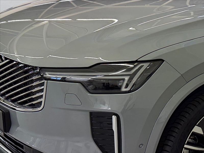 Volvo XC90 (2026) 2,0 B5 Plus Bright 0087 - fotka 5 z 12