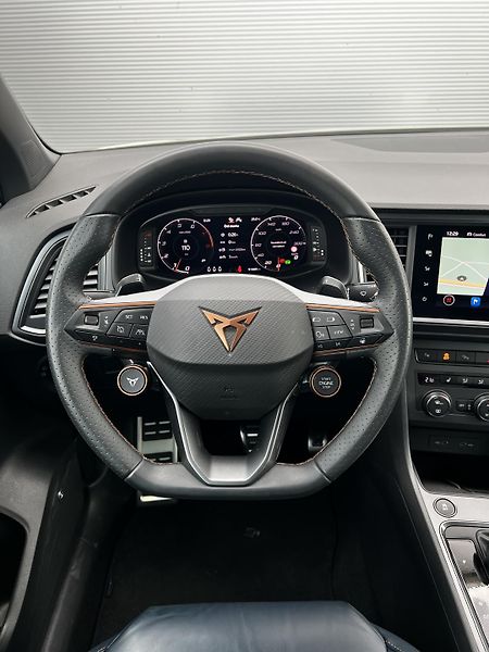 Cupra Ateca VZ 2.0TSI DSG 221kW 1.Maj DPH - fotka 9 z 25