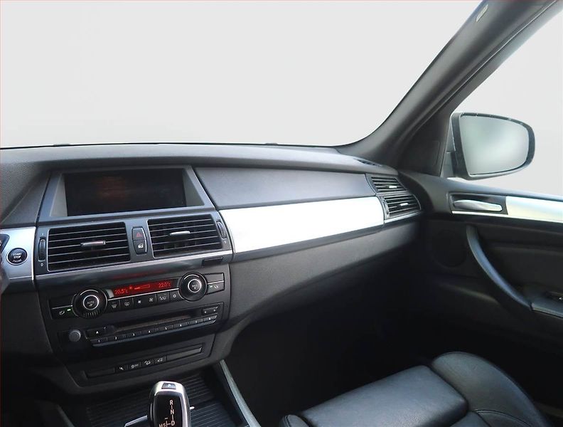 BMW X5 (2011) xDrive40d, 4X4, Automat, Navi - fotka 8 z 19
