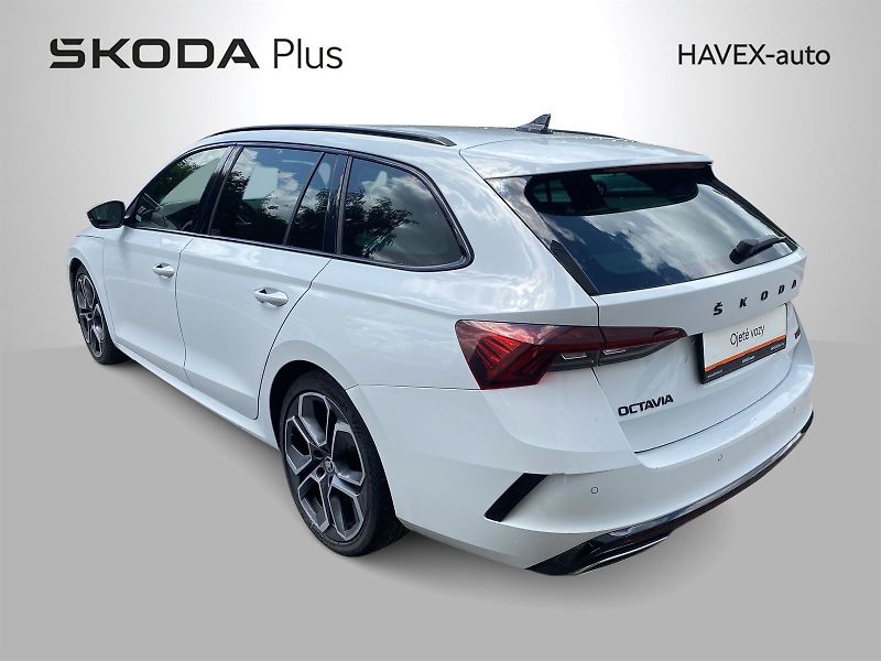 Škoda Octavia (2020) Combi 2.0 TDI DSG RS - fotka 38 z 39