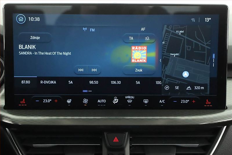 Ford Kuga (2024) Titanium 1.5 EcoBoost - fotka 13 z 20