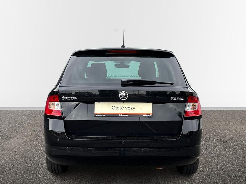 Škoda Fabia AMBITION - fotka 17 z 25