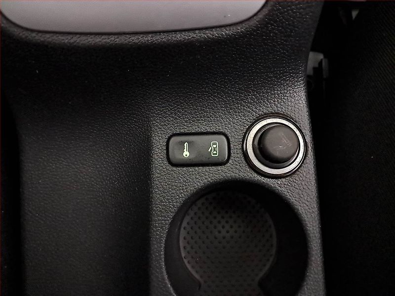 Škoda Octavia (2009) Ambiente 1.9 TDI DPF, Tempomat - fotka 18 z 18