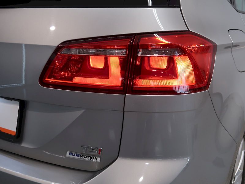 Volkswagen Golf Sportsvan (2016) COMFORTLINE 1.4TSI 92KW DSG - fotka 31 z 36