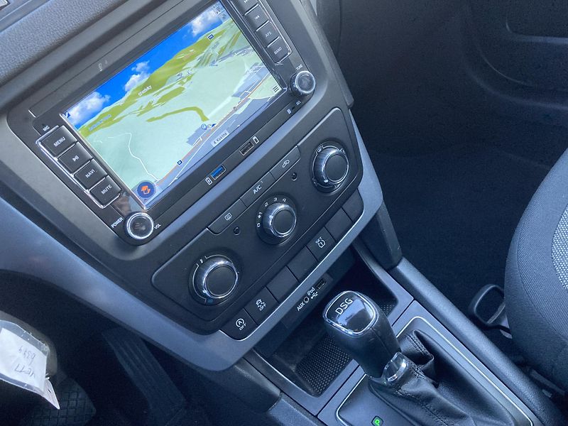 Škoda Yeti (2015) 1.2 tsi dsg ACTIVE - fotka 15 z 32