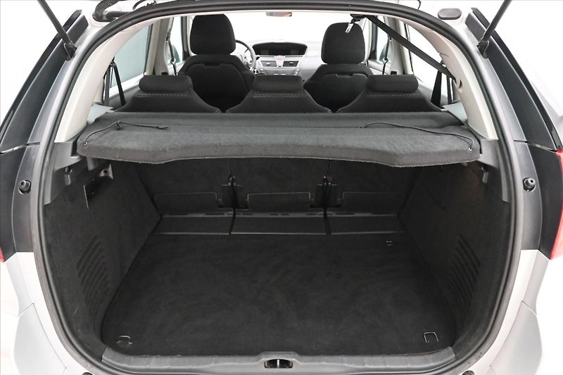 Citroën C4 Picasso 1,6 HDi 80 kW KLIMA Tažné - fotka 9 z 27