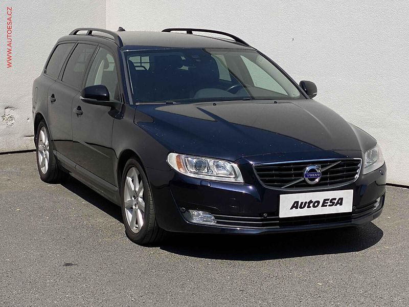 Volvo V70 (2015) 2.0 D4, Bixen, navi, kůže - fotografie inzerátu